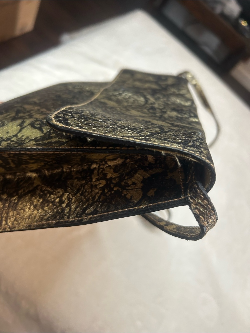 Furla Vintage leather Metallic Gold and Black Patterned Clutch/ Crossbody - Picture 11 of 16